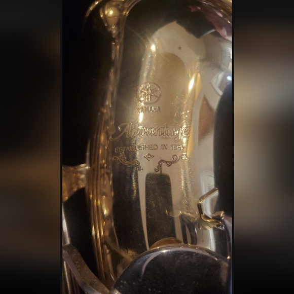 Yamaha Advantage Alto Saxophone - Picture 4 of 4
